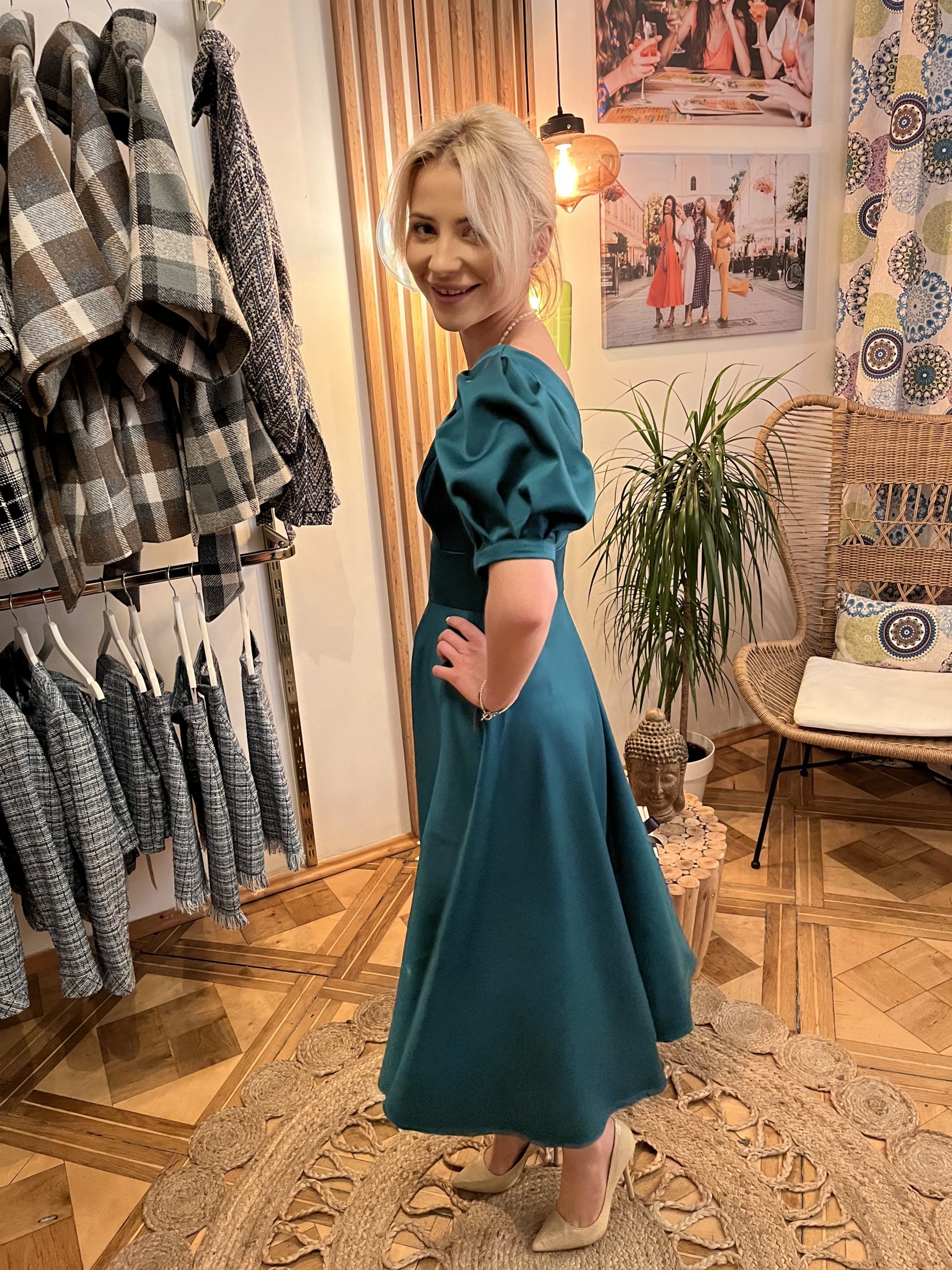 Sukienka Kate w kolorze zielonym